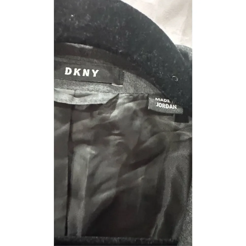DKNY men's grey blazer‎ size 40L